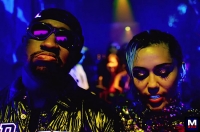 Miley Cyrus Ft. Swae Lee & Mike WiLL Made-It - Party Up the Street пер